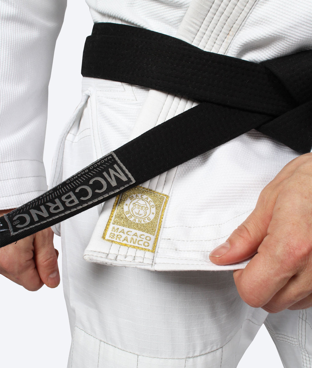 Macaco Branco Classic Gi: Monkeying Around On The Mat - Brazilian Jiu Jitsu  Gi Reviews